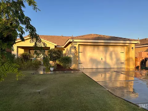 6810 Trejo Dr, Bakersfield, CA 93313 photo 1