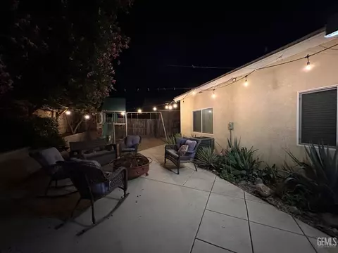 6810 Trejo Dr, Bakersfield, CA 93313 photo 29