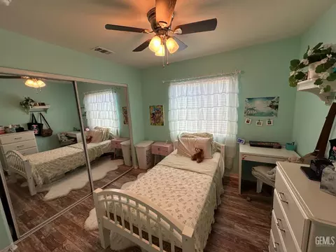 6810 Trejo Dr, Bakersfield, CA 93313 photo 22