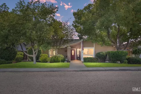 418 Mckinley St, Taft, CA 93268