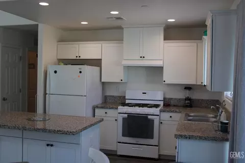 2613 Alcala Ave, Arvin, CA 93203 photo 17