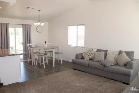 2613 Alcala Ave, Arvin, CA 93203 photo 9
