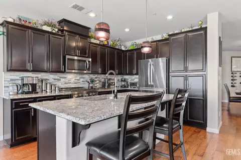 Kitchen - 9012 Ribston Ave, Bakersfield, CA 93312 photo 2 of 6