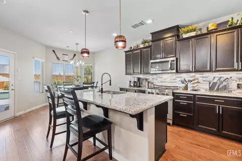 Kitchen - 9012 Ribston Ave, Bakersfield, CA 93312 photo 1 of 6