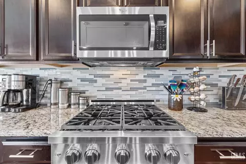 Kitchen - 9012 Ribston Ave, Bakersfield, CA 93312 photo 6 of 6