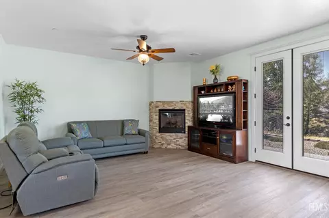 21276 White Pine Dr #58, Tehachapi, CA 93561 photo 6