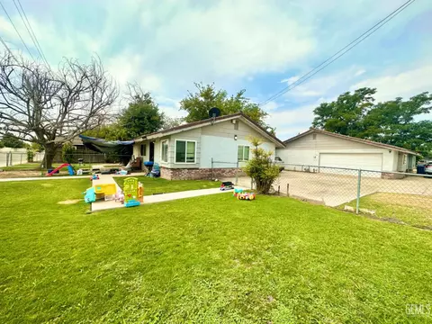 236 Oswell St, Bakersfield, CA 93307