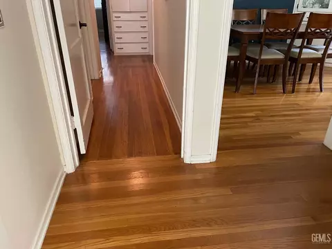 Entry Way - 2537 Pine St, Bakersfield, CA 93301 photo 1 of 2