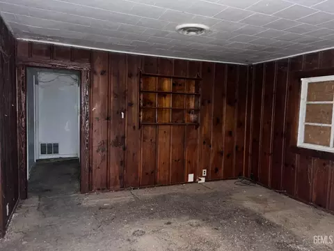 207 Adams St, Taft, CA 93268 photo 10