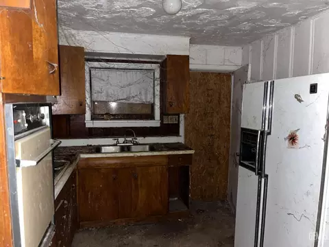 207 Adams St, Taft, CA 93268 photo 6