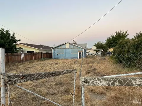 207 Adams St, Taft, CA 93268 photo 12