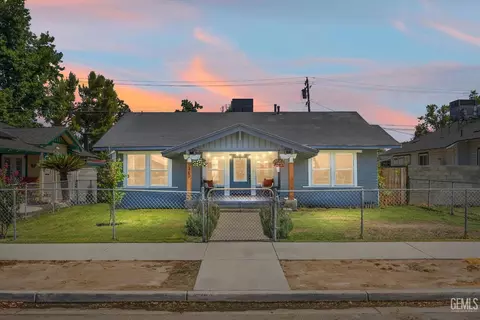 2420 San Emidio St, Bakersfield, CA 93304