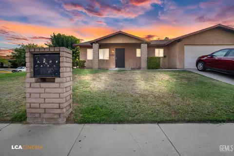 2425 Westholme Blvd, Bakersfield, CA 93309