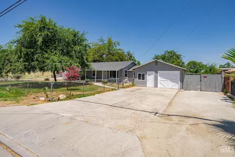 10030 Holland St, Bakersfield, CA 93312