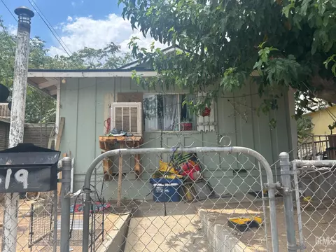619 South St, Taft, CA 93268 photo 1