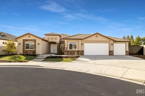 8815 Roverton Ct, Bakersfield, CA 93314