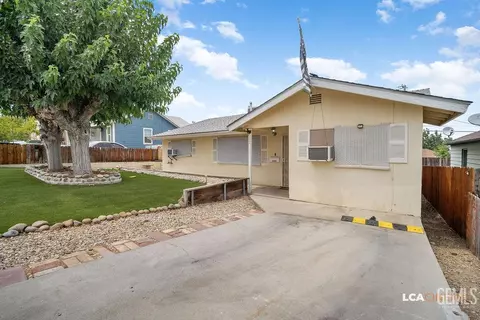Other - 602 B St, Taft, CA 93268 photo 1 of 4