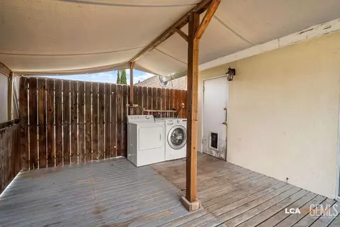 Other - 602 B St, Taft, CA 93268 photo 3 of 4