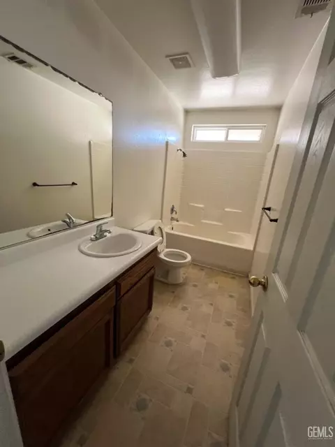 485 Ryan Dr, Shafter, CA 93263 photo 10