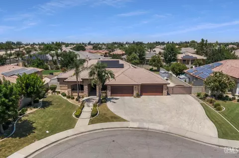 15628 Domaine Chandon Ave, Bakersfield, CA 93314