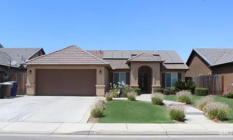 13510 Arden Forest Dr, Bakersfield, CA 93314