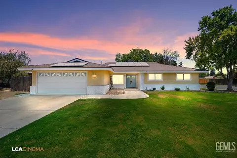 7809 Kimberly Ave, Bakersfield, CA 93308