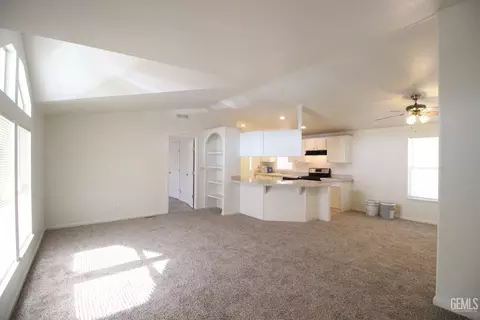101 Cinnamon Ln, Bakersfield, CA 93308 photo 7