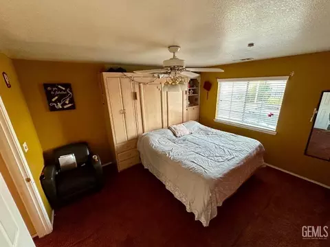 Bedroom - 1833 5th Dr, Delano, CA 93215 photo 2 of 5
