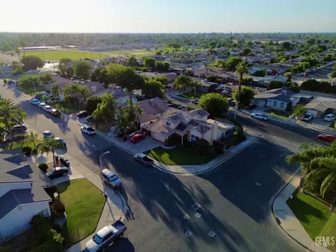 View/Area - 1833 5th Dr, Delano, CA 93215 photo 8 of 8
