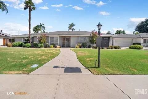 6006 Pembroke Ave, Bakersfield, CA 93308