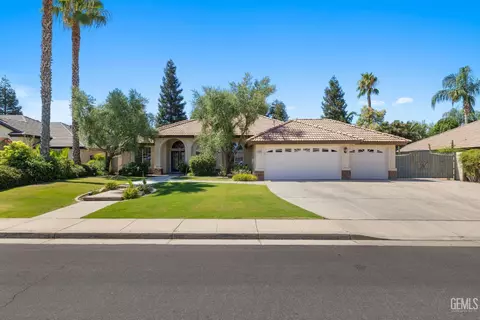 11315 Silver Crown Ave, Bakersfield, CA 93312