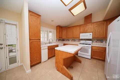 21276 White Pine Dr #29, Tehachapi, CA 93561 photo 4