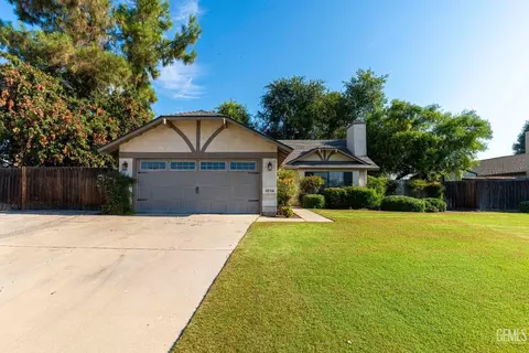 12114 Clementa Ave, Bakersfield, CA 93312