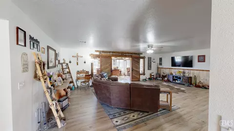 20200 Mesa Dr, Tehachapi, CA 93561 photo 7