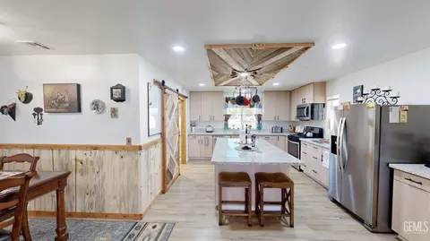 20200 Mesa Dr, Tehachapi, CA 93561 photo 8