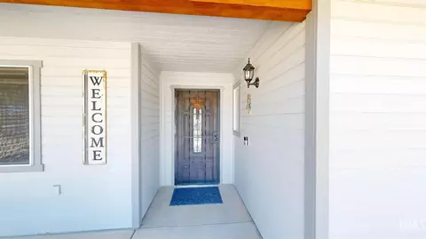 20200 Mesa Dr, Tehachapi, CA 93561 photo 6