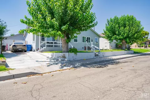 4 Cypress Ln, Taft, CA 93268 photo 3