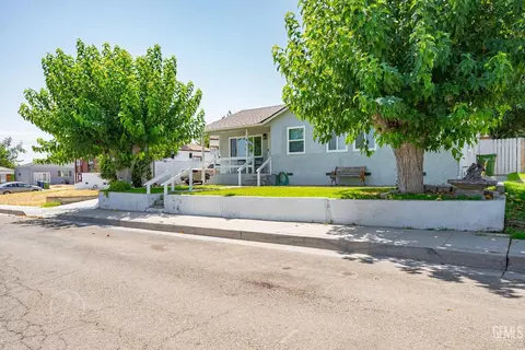 4 Cypress Ln, Taft, CA 93268 photo 2