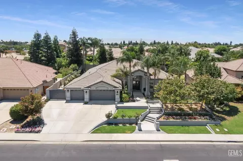 13101 Fall River Pl, Bakersfield, CA 93314