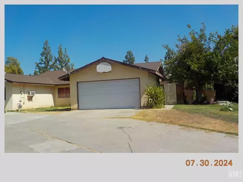 2305 Nogal Ct, Bakersfield, CA 93309