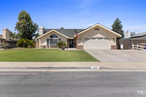 209 Ritter Ct, Bakersfield, CA 93314