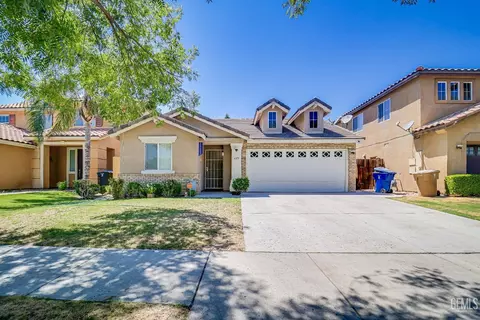 6319 Brewer Creek Dr, Bakersfield, CA 93313