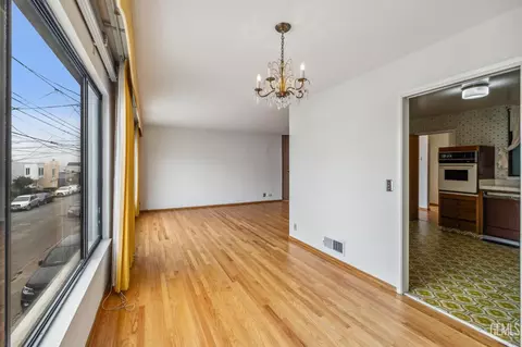 Living - 271 Concord St, San Francisco, CA 94112 photo 5 of 5
