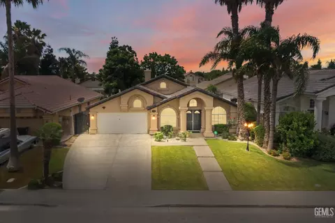 10409 Heather Valley Dr, Bakersfield, CA 93312