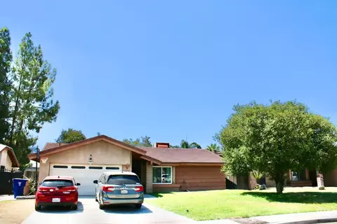 8513 Hassam Dr, Bakersfield, CA 93311