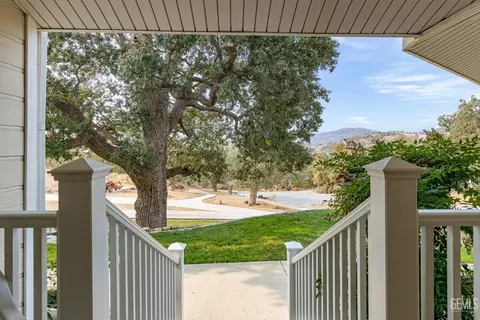 18580 Kern St, Tehachapi, CA 93561 photo 7