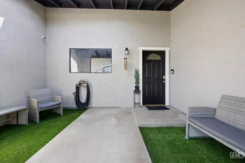 4705 Pinecastle Ave, Bakersfield, CA 93313 photo 4