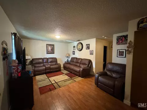 2008 Freeman Dr, Arvin, CA 93203 photo 5