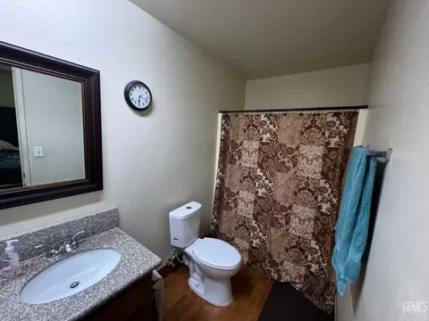 2008 Freeman Dr, Arvin, CA 93203 photo 10