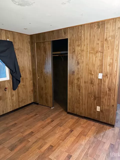 Bedroom - 6301 Dennen St, Bakersfield, CA 93313 photo 2 of 3
